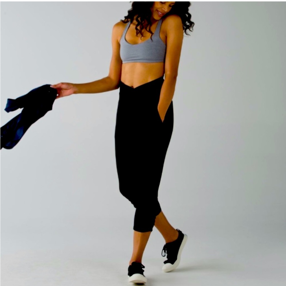 Lululemon Sunset Salutation Crop